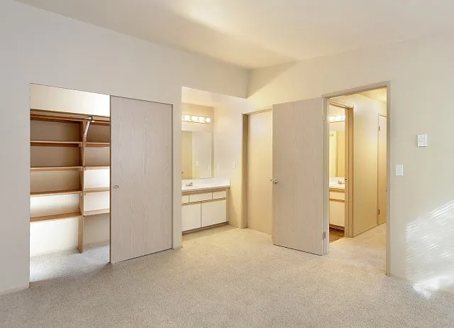 Maple Park Apartments — Photo 7