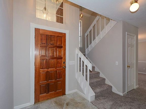 5th image of 3721 Steve Dr NW