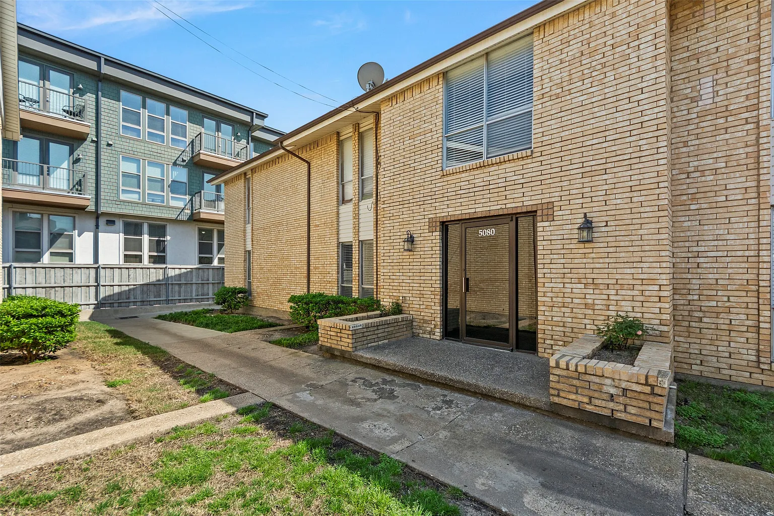 5080 Matilda St APT 131 photo 1