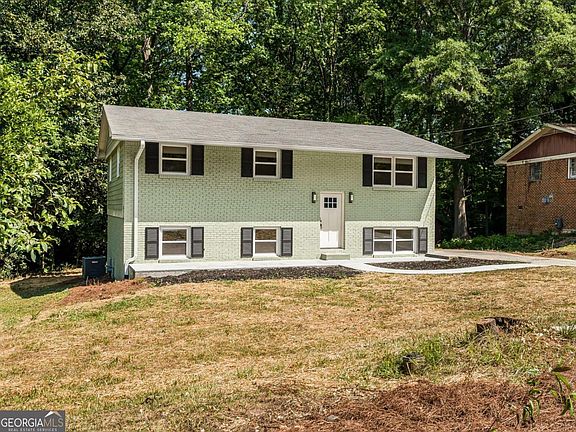2nd image of 4065 Princeton Pl SW