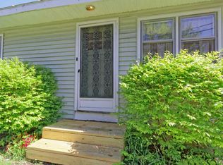 8 Eva Ave, Rensselaer, NY 12144