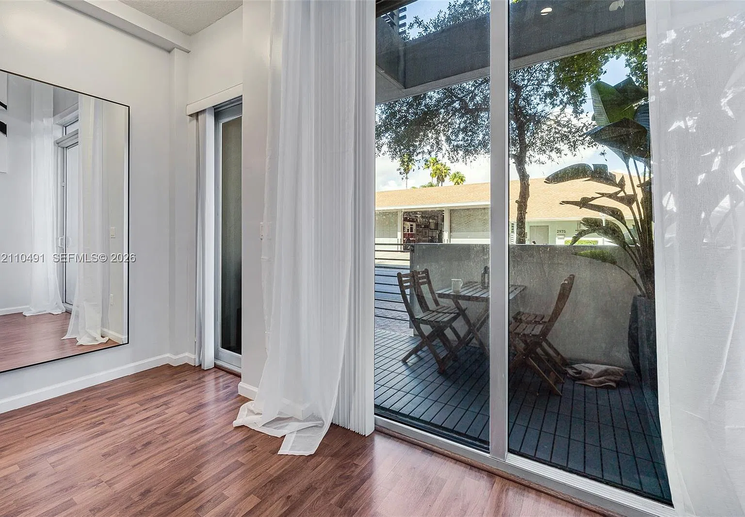 3339 Virginia St — Photo 4