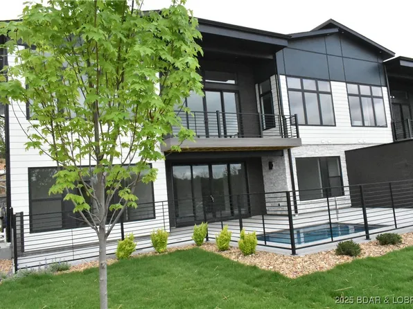 1152 Normandy Rd, Osage Beach, MO 65065