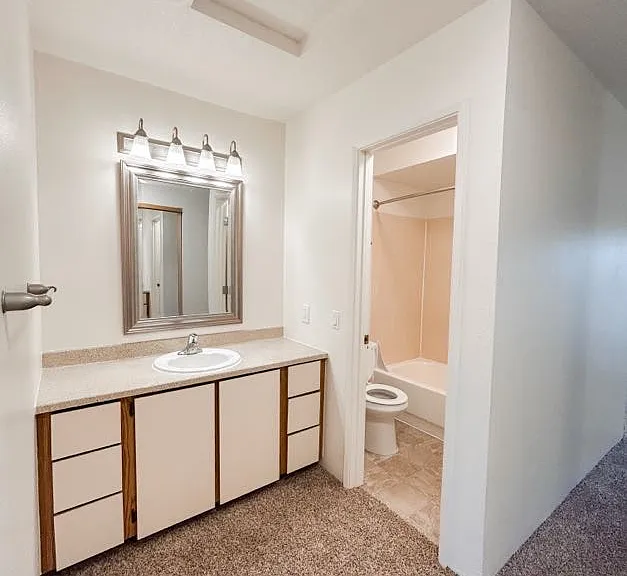 Stone Creek Apartments Beaverton — Photo 74