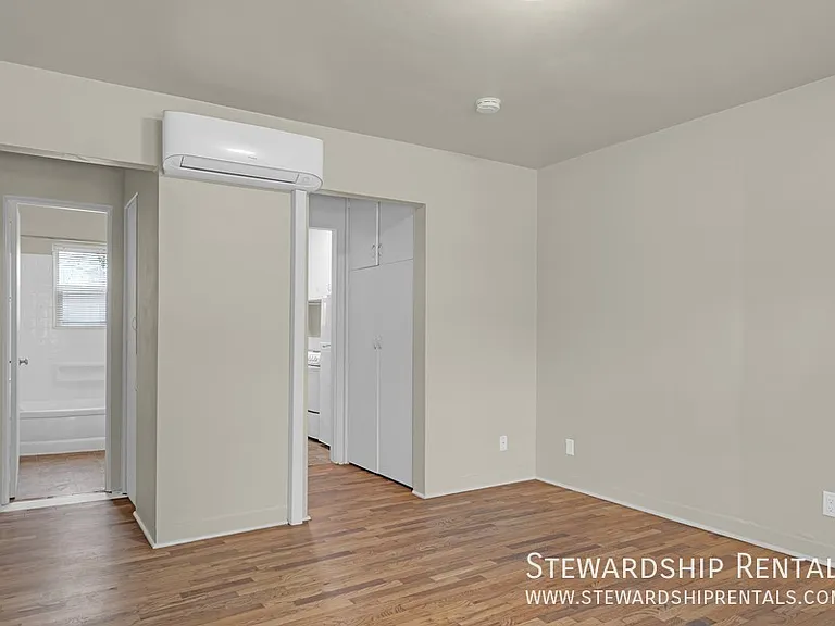 942 E 18th Ave #3 — Photo 6
