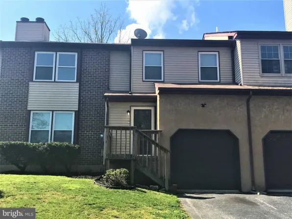 2590 Terraced Hills Ct, Pottstown, PA 19464