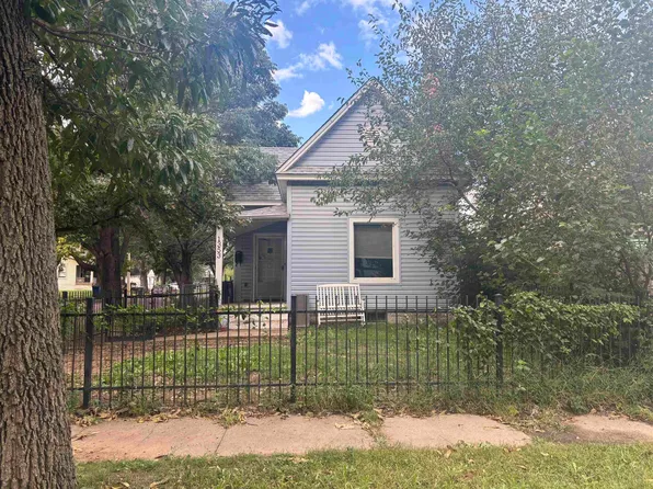 1353 S Market St, Wichita, KS 67211