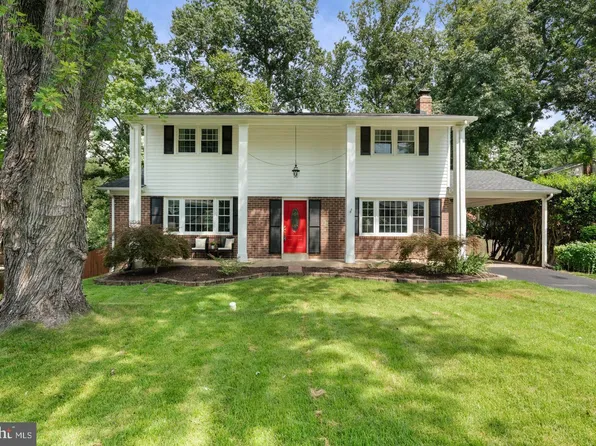 9202 Setter Pl, Springfield, VA 22153