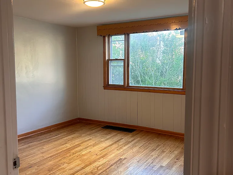 715 Tracy St #1 — Photo 8