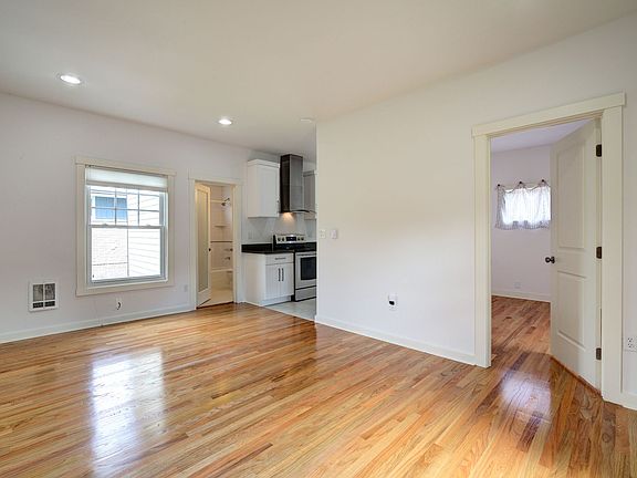 4th image of 9234 36th Ave SW