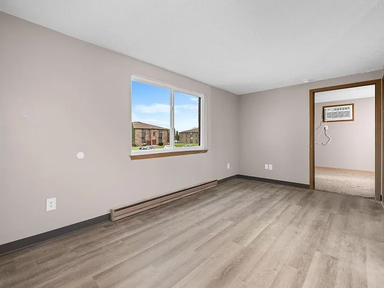 Maplewood Apartments — Photo 55