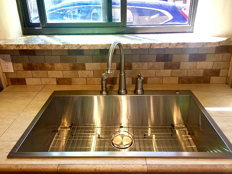 321 Tesuque Dr #D — Photo 2