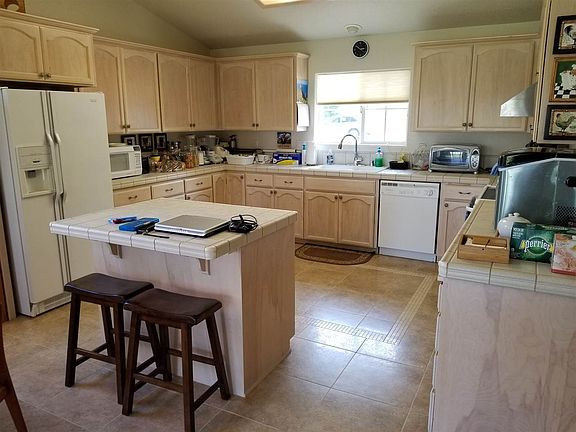 4th image of 6621 Hogan Dr