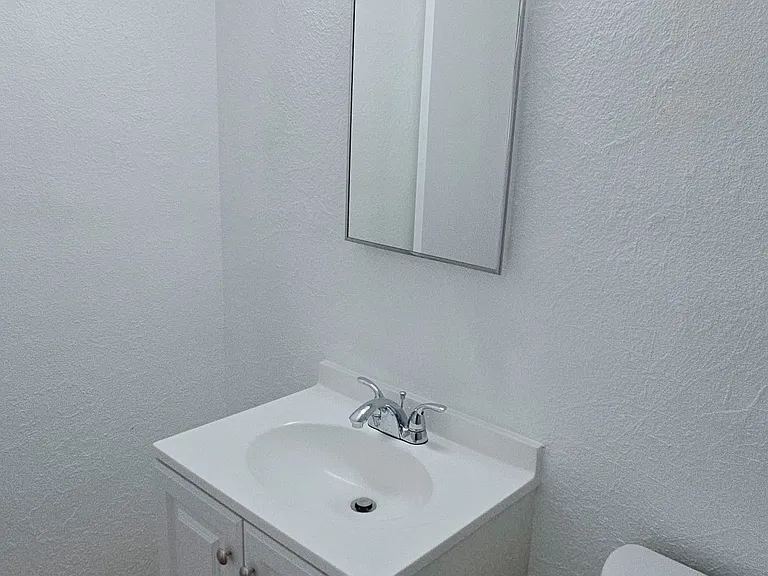2601 E Monte Cristo Ave — Photo 14
