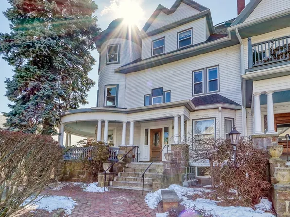11 S Fairview St APT 3L, Roslindale, MA 02131