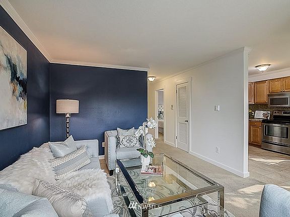 2nd image of 3626 14th Ave W APT 104