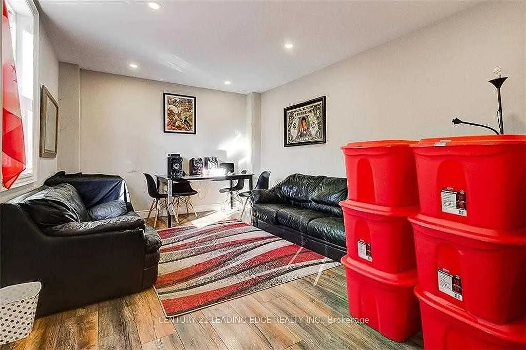 2 bed, $1,800 — Photo 4