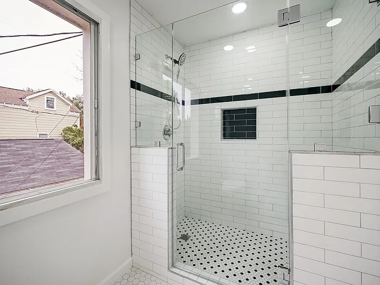 827 Le Green St — Photo 19