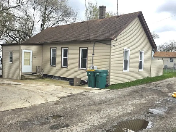 608 Vista Ln, Joliet, IL 60435