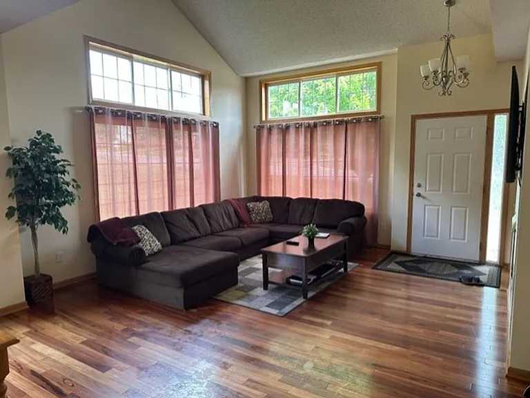 12957 Echo Ln — Photo 12