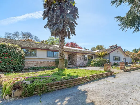 5211 Volkerts Road, Sebastopol, CA 95472