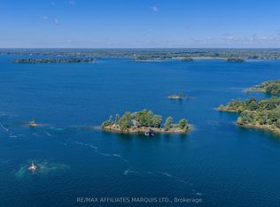 1 Island Ln #49, Leeds And The Thousand Islands, ON K0E1B0