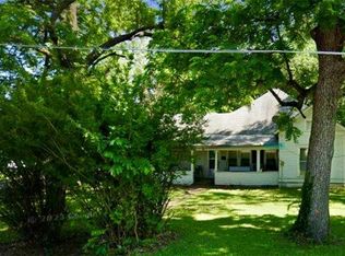 324 North Ave, Maryville, MO 64468