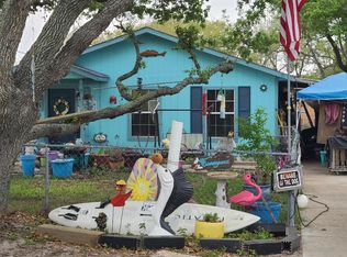 213 S Verne St, Rockport, TX 78382
