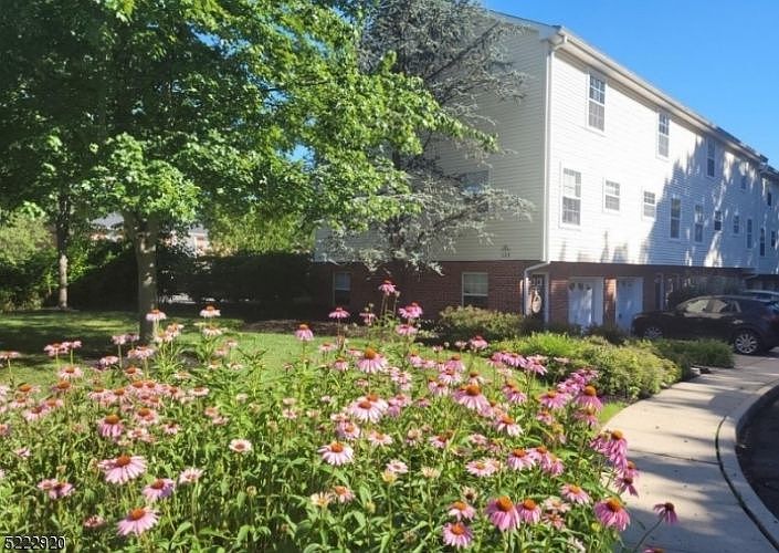 2nd image of 133 Aberdeen Rd #1-APTS1-11