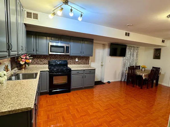 6 Holmes Avenue image 1 of 11