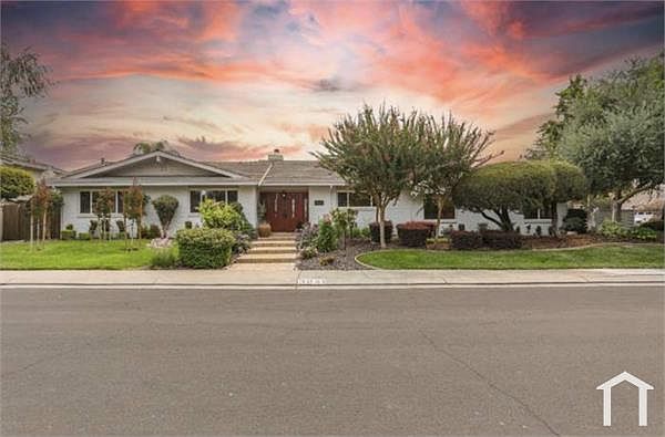 1st image of 3841 Petersburg Cir