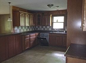 3rd image of 113 Saratoga Cir