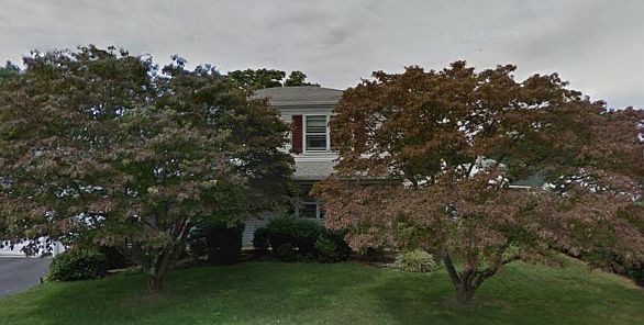 1st image of 212 Hamilton Dr