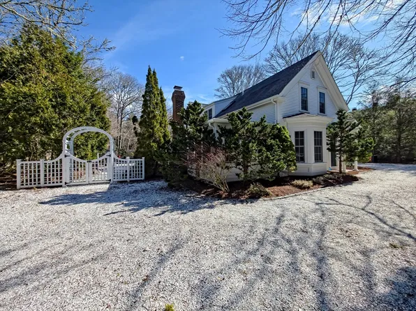 552 Main St, Barnstable, MA 02630