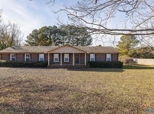 474 Loveless Rd, Hazel Green, AL 35750