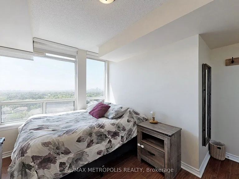 3 Rean Dr #1312 — Photo 27