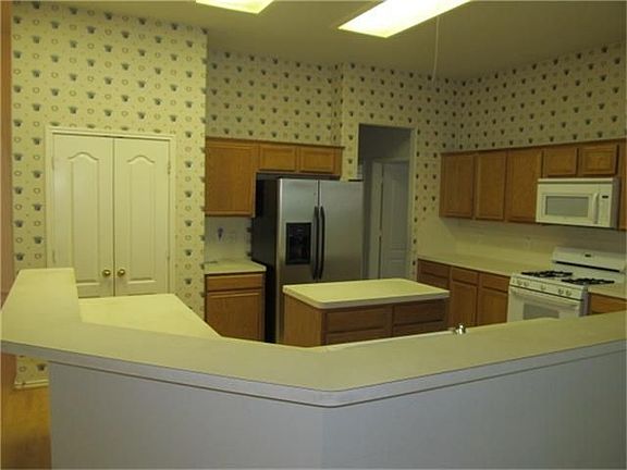 3rd image of 5007 Sienna Heights Ln