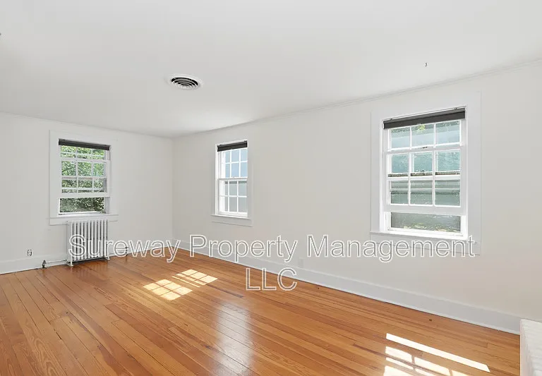 4521 Province Line Rd — Photo 9