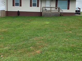 8050 Shelby St, Maysville, KY 41056