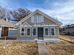 115 Topping Ave, Kansas City, MO 64123