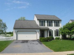 347 Coventry Ln, Lititz, PA 17543