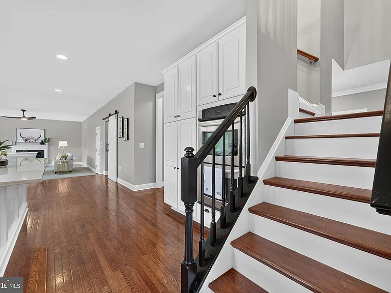 18616 Foggy Bottom Rd — Photo 34