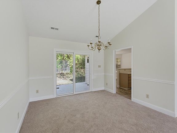 4th image of 8765 Brucewood Ln
