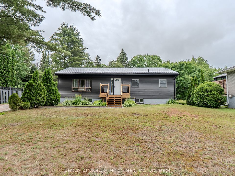 1st image of 144 A Collins Dr