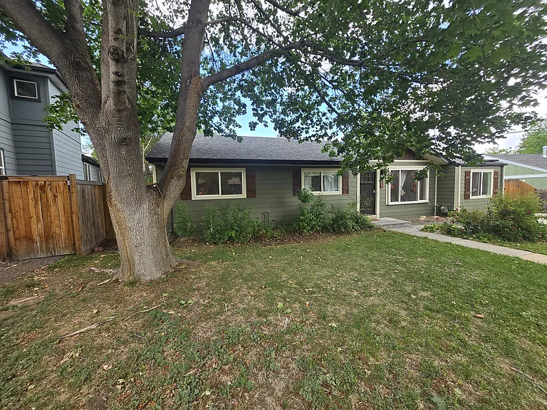 3435 S Hudson Way — Photo 4