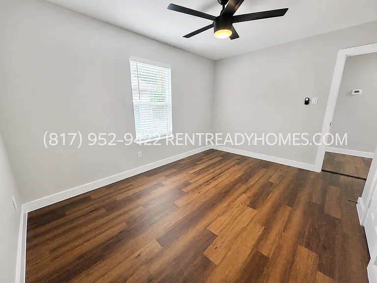 1104 Sunset Dr — Photo 11
