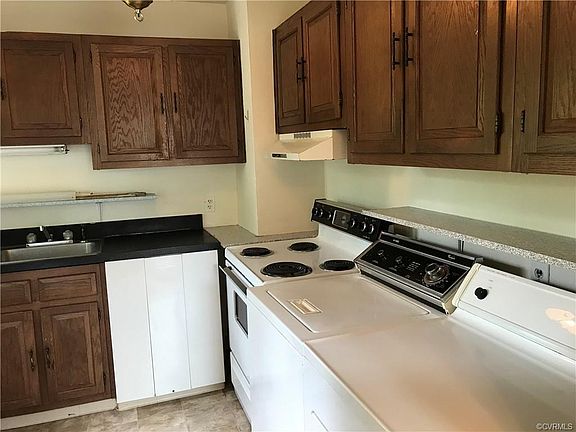 5th image of 6418 Hanover Ave