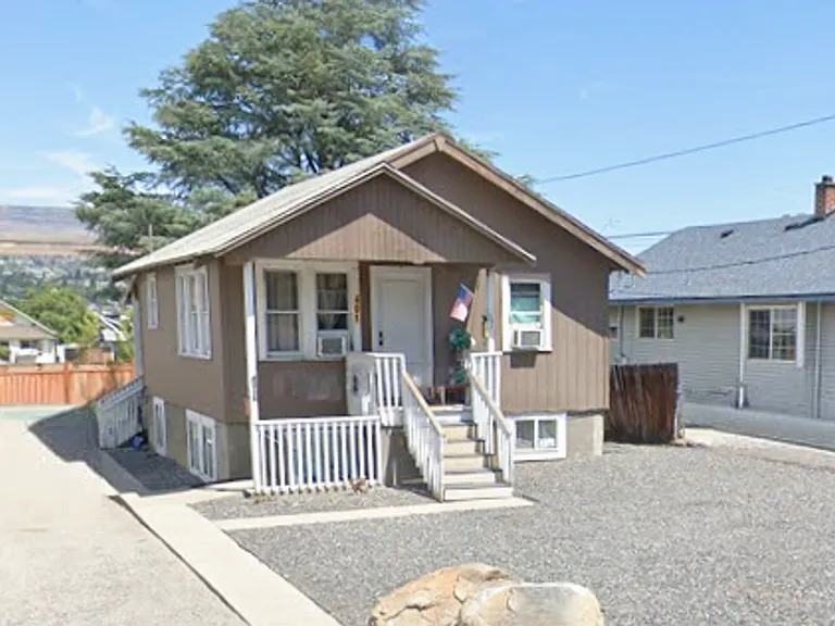 401 Methow St — Photo 2