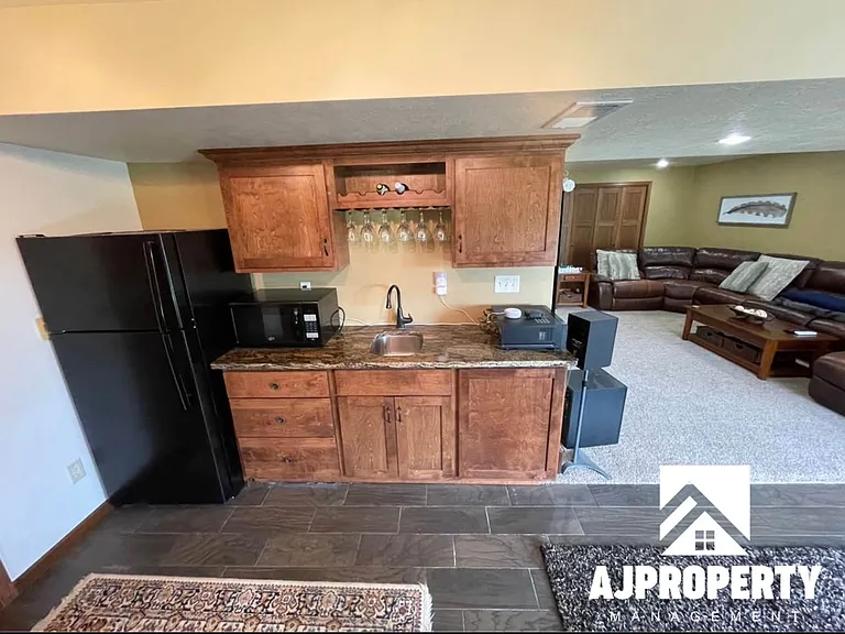 3105 S Dawley Cir #CIRCLE1 — Photo 20