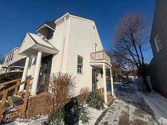 3rd image of 3855 Covington Rd